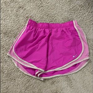 Women’s Nike shorts. Size Large